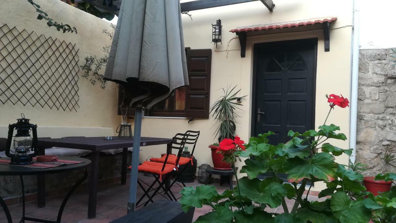 Apartamento Chris Αpartments Old Town Rhodes City Exterior foto
